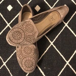 Vince Camuto flats